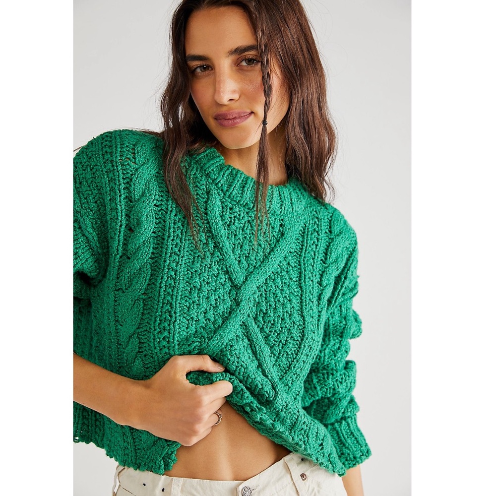Free People Cutting Edge Cable Pullover Sweater Cropped Raw Hem Green Bee XS